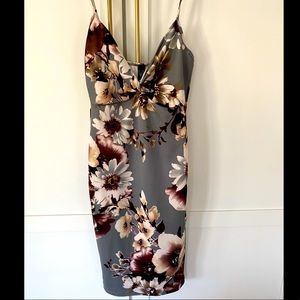 Windsor floral mini dress size M like new